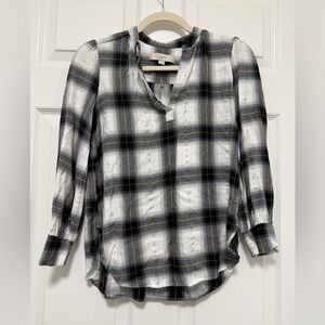 LOFT Women's Black and White Checkered Blouse